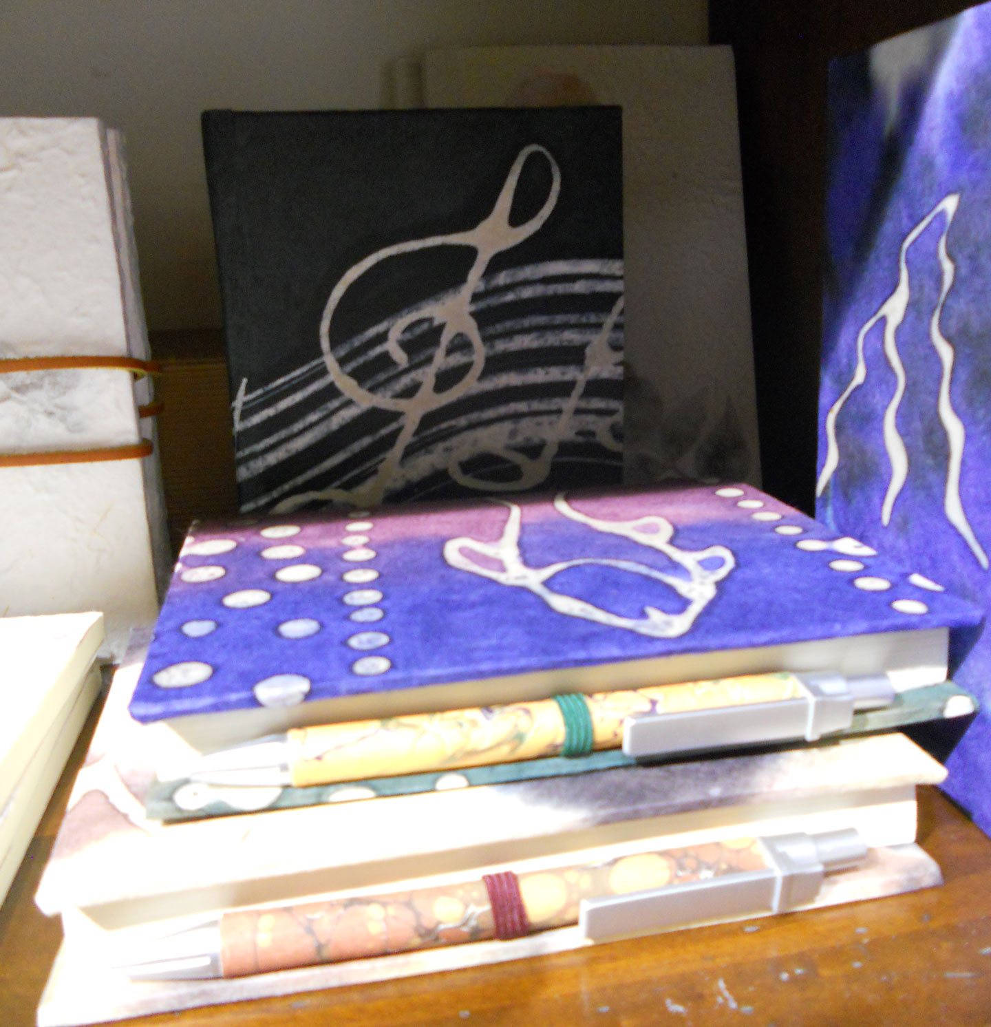 Quaderni carta Batik con copertina rigida e penna