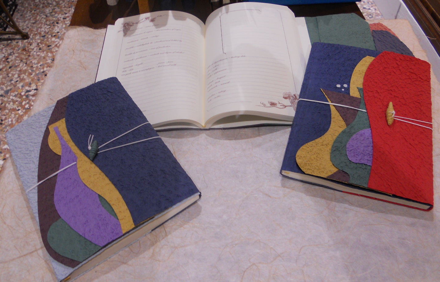 Libro dei vini, cm 15x25